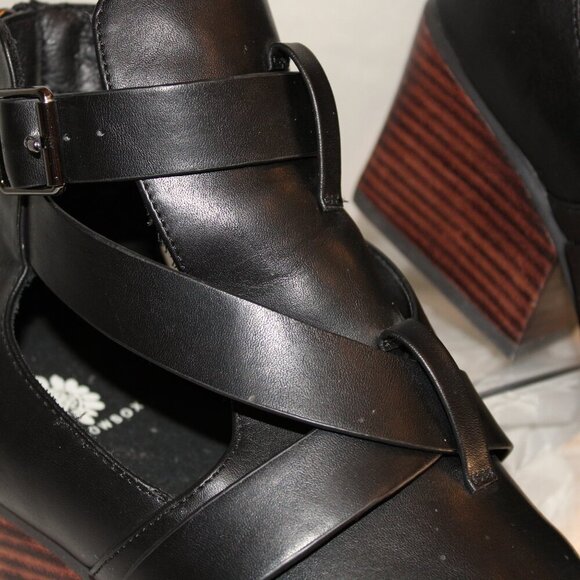 Yellowbox Strappy Black Booties medium‎ heel Size 8 - Picture 4 of 8